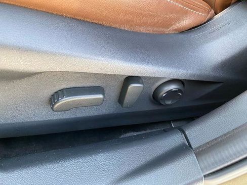 Used 2025 Subaru Outback Touring XT image 15