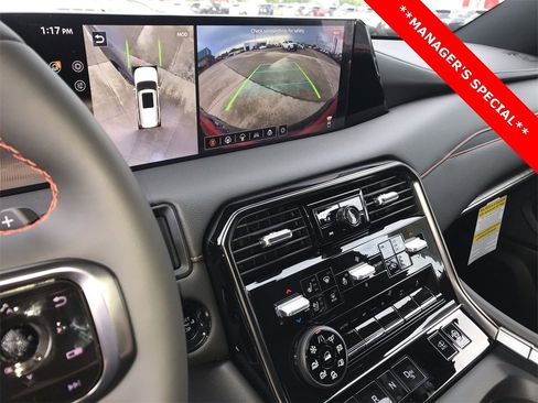 New 2025 Nissan Armada PRO-4X w/ Pro-4X Premium Package image 15