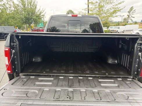 Used 2018 Ford F150 XLT w/ Equipment Group 302A Luxury AWD/4WD image 25