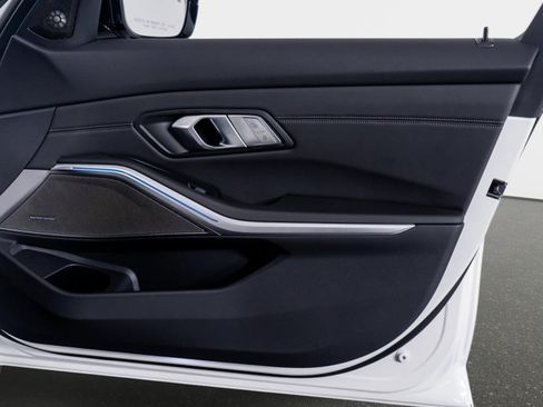 Used 2026 BMW M3 Competition image 43