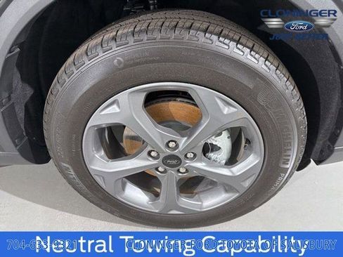 New 2026 Ford Escape ST-Line Select image 17