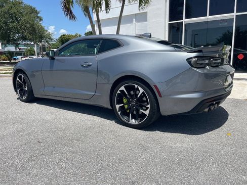 Used 2020 Chevrolet Camaro SS RWD image 16