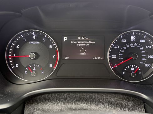 Used 2024 Kia Forte LXS image 11