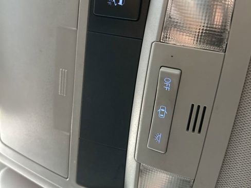 Used 2019 Toyota Tacoma SR w/ SR Convenience Package image 37