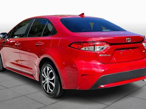 Used 2021 Toyota Corolla LE image 12