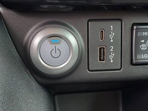 Certified 2023 Nissan Leaf SV Plus image 22