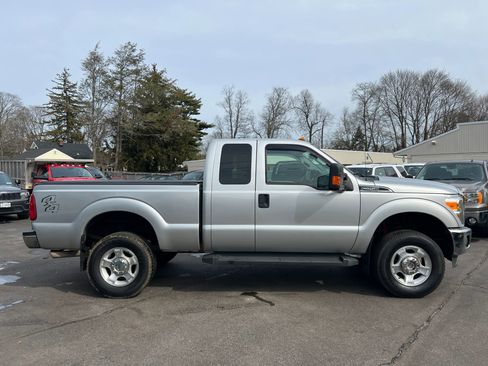 Used 2016 Ford F250 XLT w/ XLT Value Package image 6