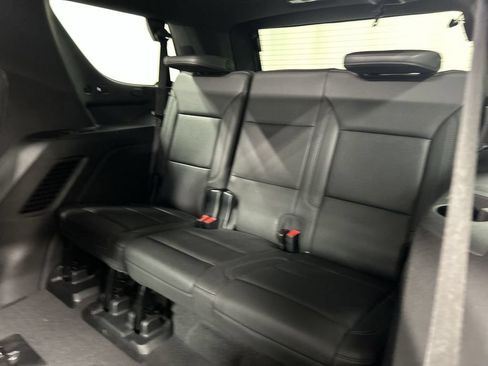 Certified 2023 Chevrolet Tahoe Z71 w/ Luxury Package AWD/4WD image 22