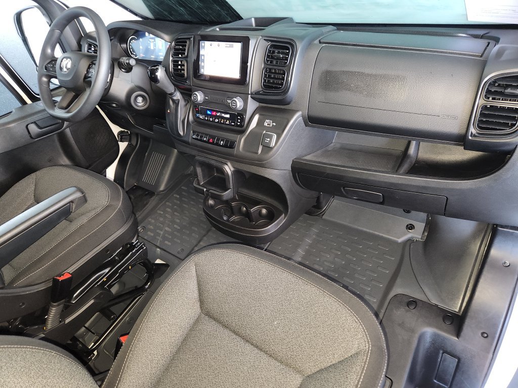 Used 2025 RAM ProMaster 2500 w/ U-Haul Equipment Group FWD image 21