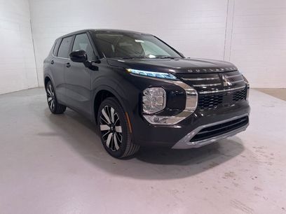 New 2025 Mitsubishi Outlander SE