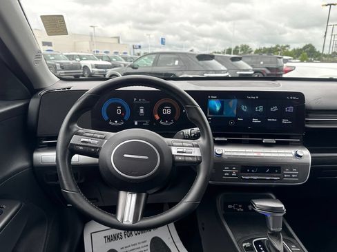 Used 2024 Hyundai Kona SEL AWD/4WD image 23