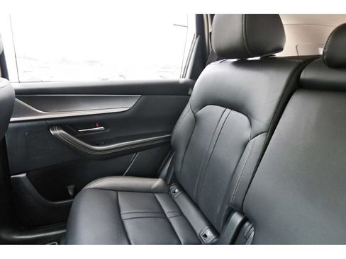 Used 2025 MAZDA CX-90 3.3 Turbo w/ Preferred Package AWD/4WD image 9