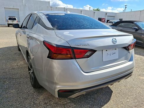 Used 2019 Nissan Altima 2.5 SR w/ SR Premium Package FWD image 6