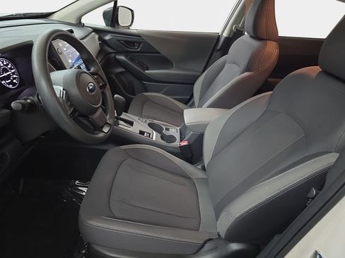 Used 2025 Subaru Crosstrek 2.5i Premium AWD/4WD image 17