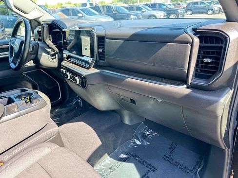Certified 2025 Chevrolet Silverado 1500 LT RWD image 27