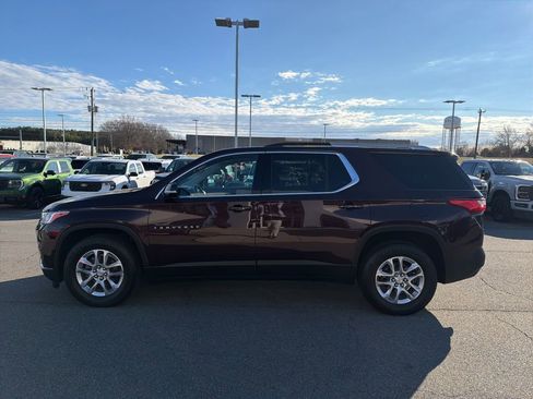 Used 2018 Chevrolet Traverse LT image 4
