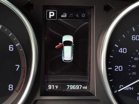 Used 2018 Hyundai Santa Fe Sport image 32