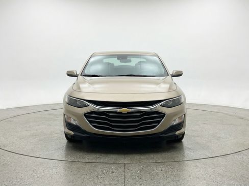 Used 2024 Chevrolet Malibu LT FWD image 2