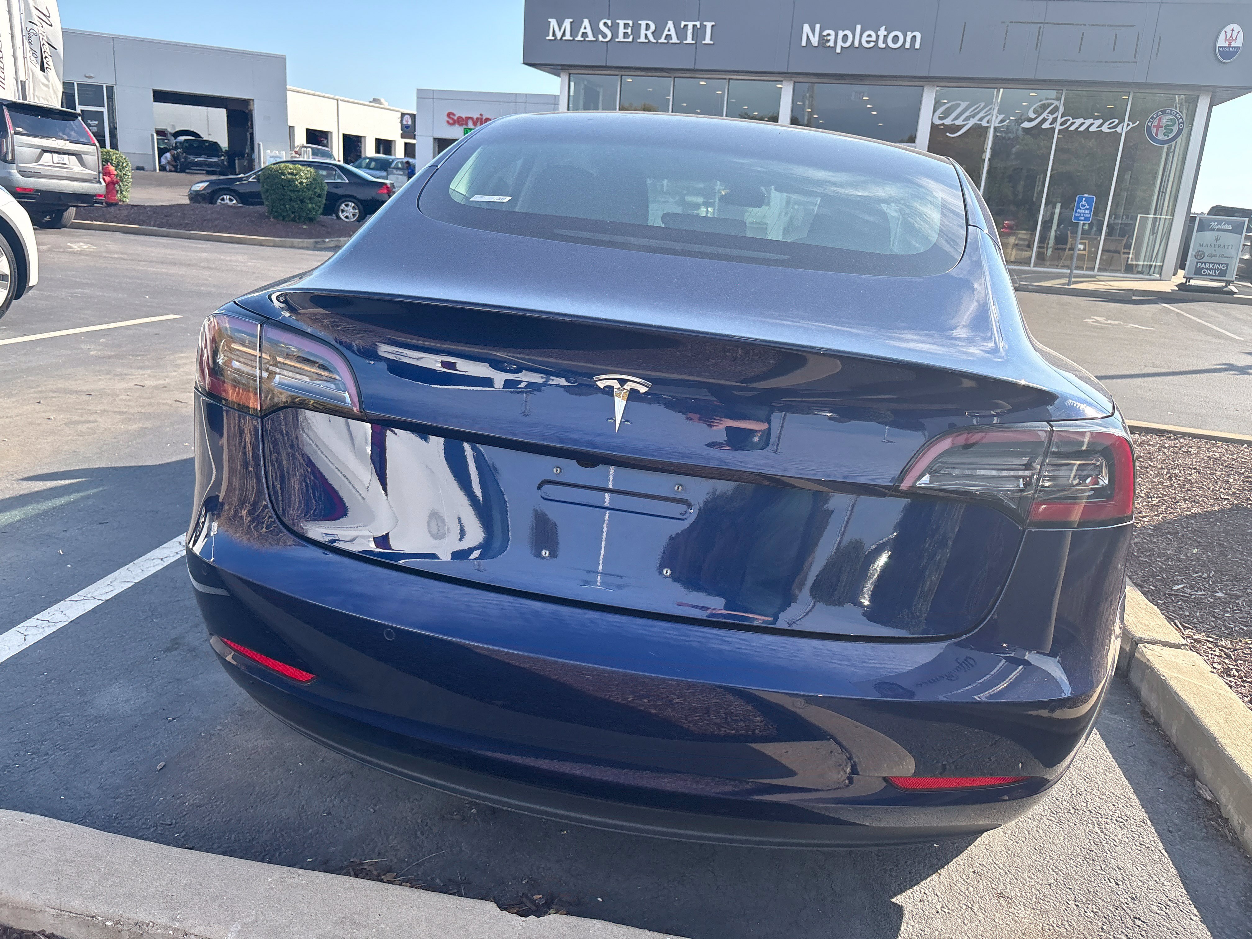Used 2018 Tesla Model 3 Mid Range RWD image 14