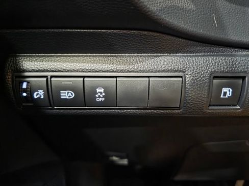 Used 2024 Toyota Corolla SE FWD image 18