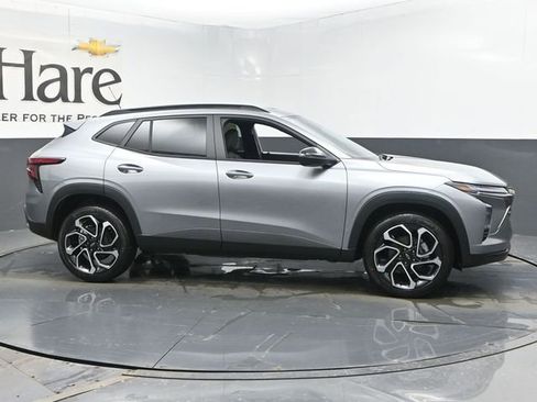 New 2026 Chevrolet Trax RS image 1