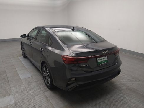 Used 2024 Kia Forte LXS FWD image 5