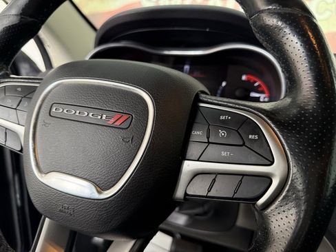 Used 2019 Dodge Durango SXT w/ 3rd Row Seating Group image 24