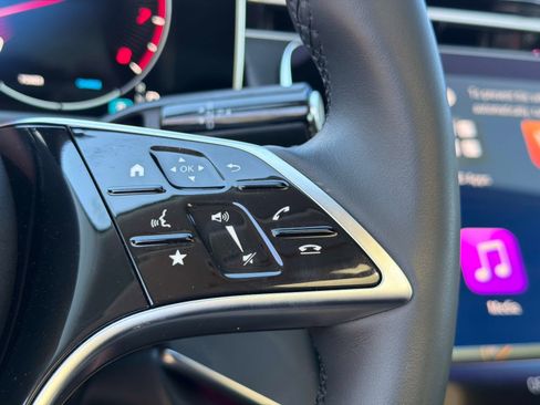 Used 2025 Mercedes-Benz E 350 Sedan image 49