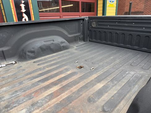 Used 2018 RAM 2500 Laramie w/ Sport Appearance Group AWD/4WD image 22
