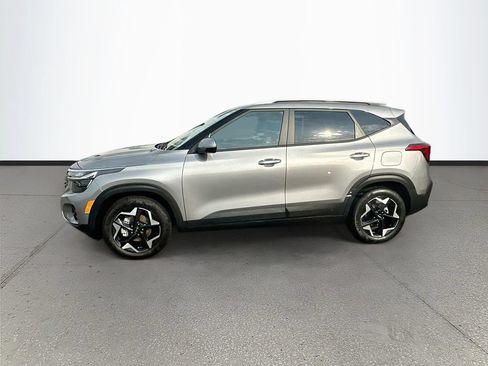 Certified 2025 Kia Seltos S FWD image 4