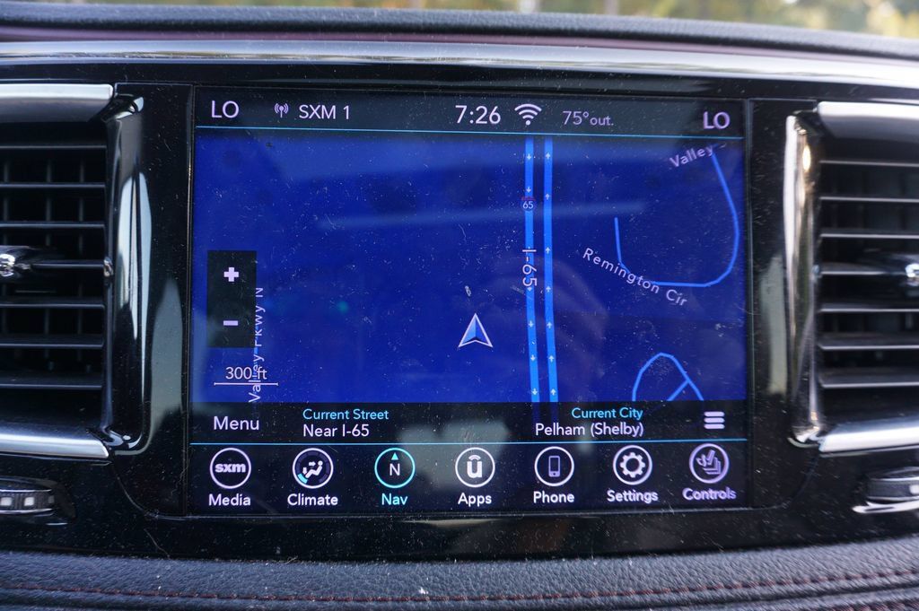 Used 2020 Chrysler Pacifica Limited FWD image 13