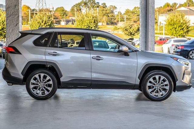Used 2021 Toyota RAV4 XLE Premium FWD image 51
