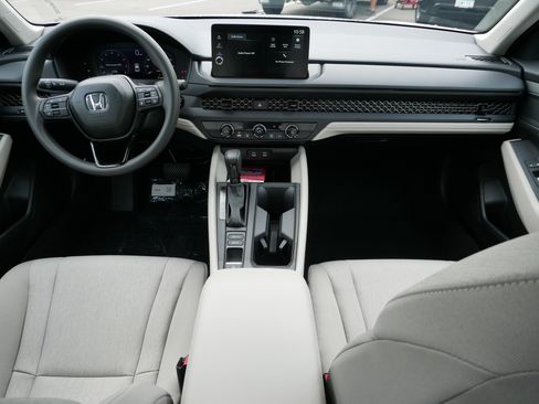 New 2026 Honda Accord LX image 10