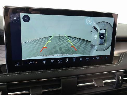 New 2026 Lincoln Corsair Premiere FWD image 6
