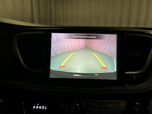 New 2026 Chrysler Pacifica Select image 16