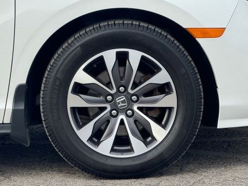 Used 2022 Honda Odyssey EX-L image 3