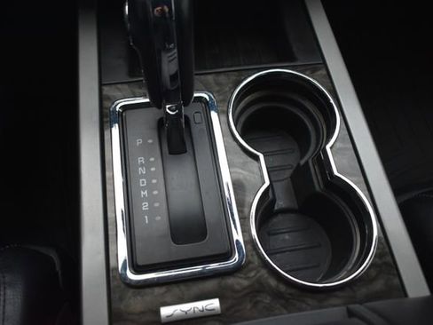 Used 2016 Ford Expedition Limited image 35