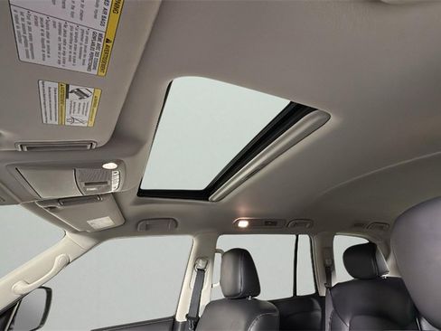 Used 2024 INFINITI QX80 Luxe image 25