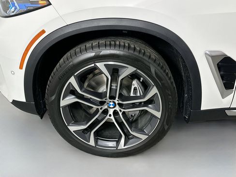 New 2026 BMW X5 xDrive40i w/ Parking Assistance Package image 31