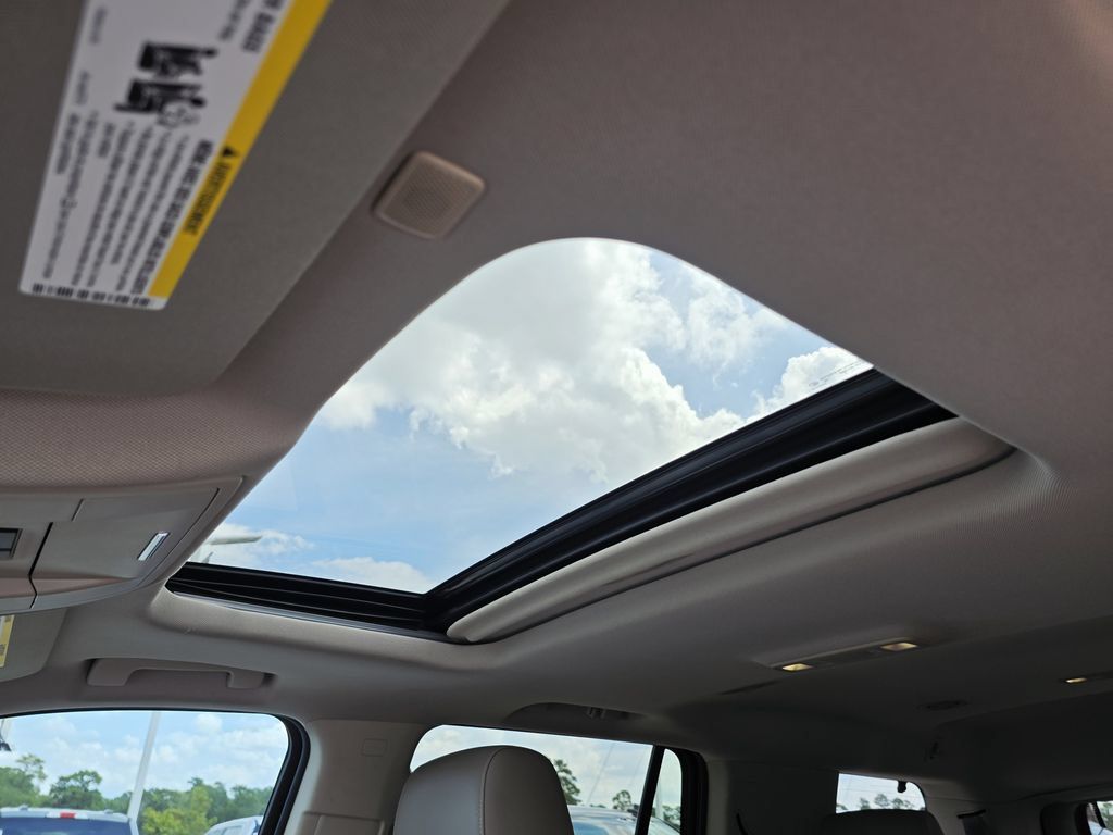 Used 2017 GMC Yukon SLT RWD image 20