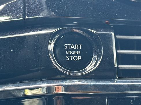 New 2025 Nissan Pathfinder Rock Creek image 27