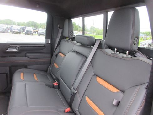 New 2026 GMC Sierra 2500 AT4 w/ AT4 Premium Plus Package AWD/4WD image 14