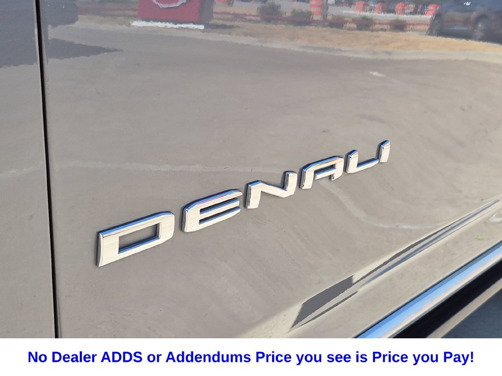 Used 2022 GMC Yukon Denali RWD image 16