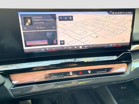 New 2026 BMW 550e xDrive w/ Executive Package image 33