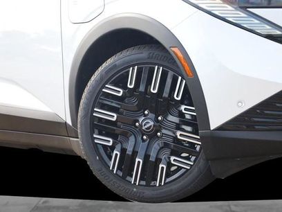 New 2026 Nissan Leaf Platinum+ w/ Cargo Package (Platinum+)