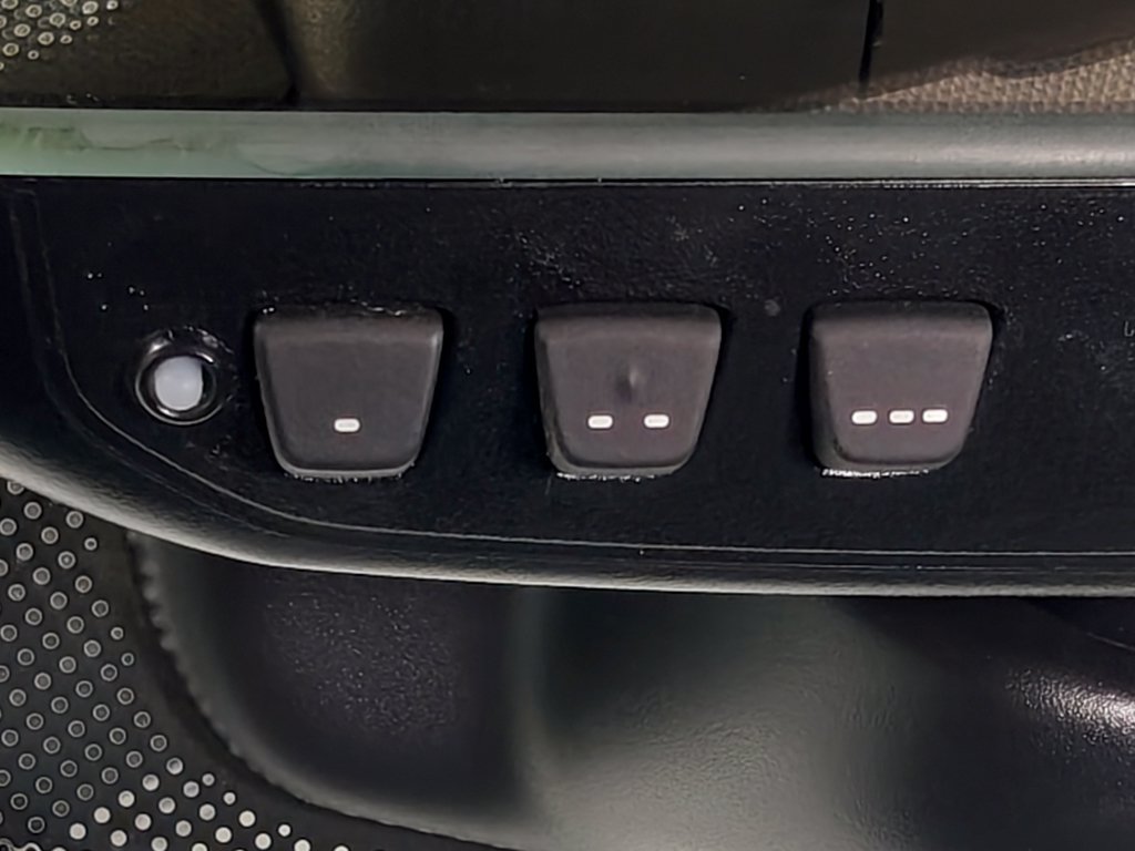 Used 2019 Acura RDX w/ Advance Package AWD/4WD image 12