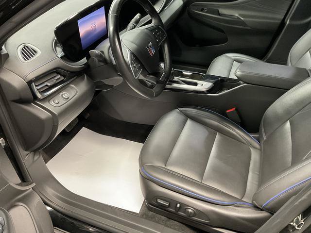 Used 2024 Buick Envista Sport Touring w/ Convenience I Package FWD image 9