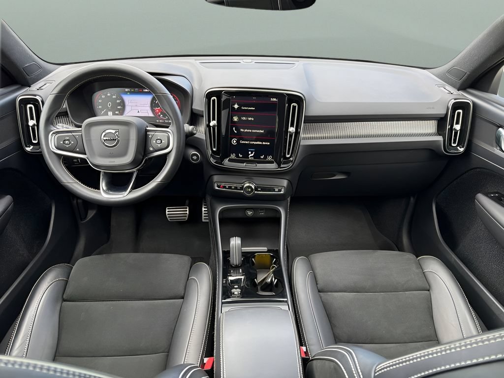Used 2021 Volvo XC40 T5 R-Design w/ Climate Package AWD/4WD image 23