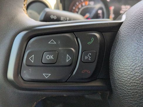 Used 2024 Jeep Gladiator Sport AWD/4WD image 24