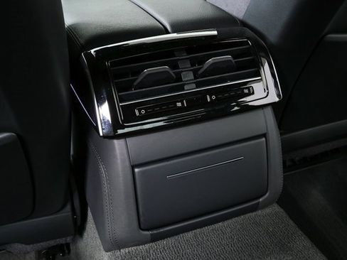 Used 2022 Audi A8 L 3.0T image 22